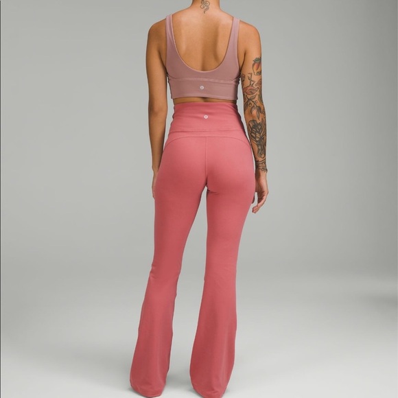 Lululemon’s Groove SHR Flared Pant Nulu - Picture 3 of 5